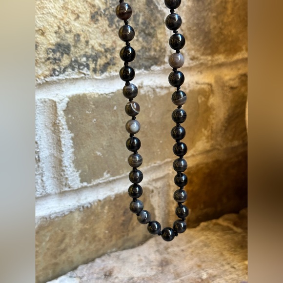 Natural Black Agate Stone Bead Necklace - Picture 8 of 10